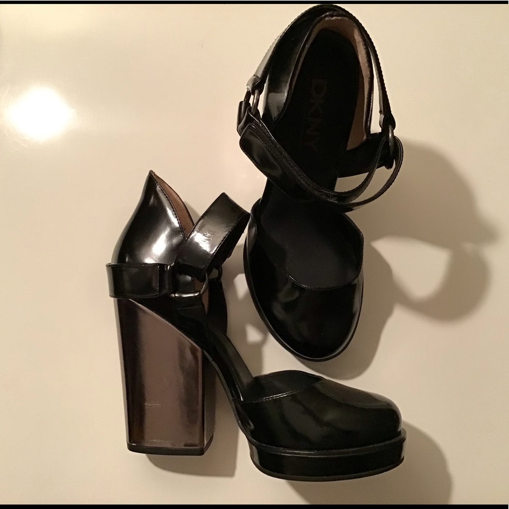 Mary Janes w/ Harness Buckle